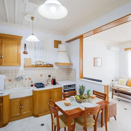 Neoclassico Apartment *