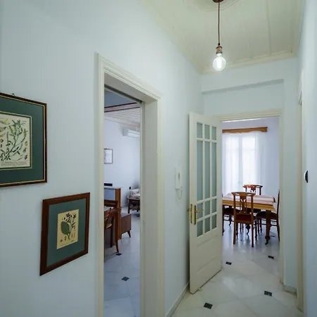Neoclassico Apartment *