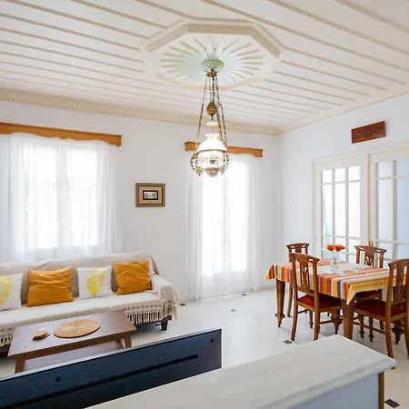 Neoclassico Apartment *