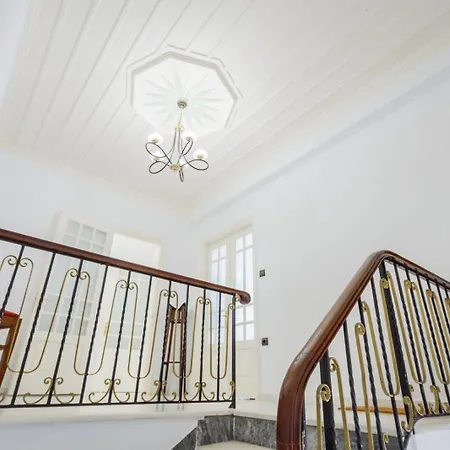 Neoclassico Apartment